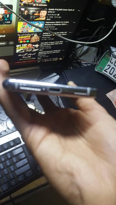 Samsung S21 slightly used for sale 9/10 condition