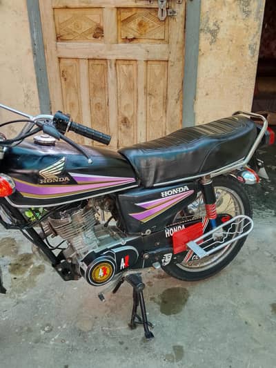 Honda 125 2007 model both achi bike ha
