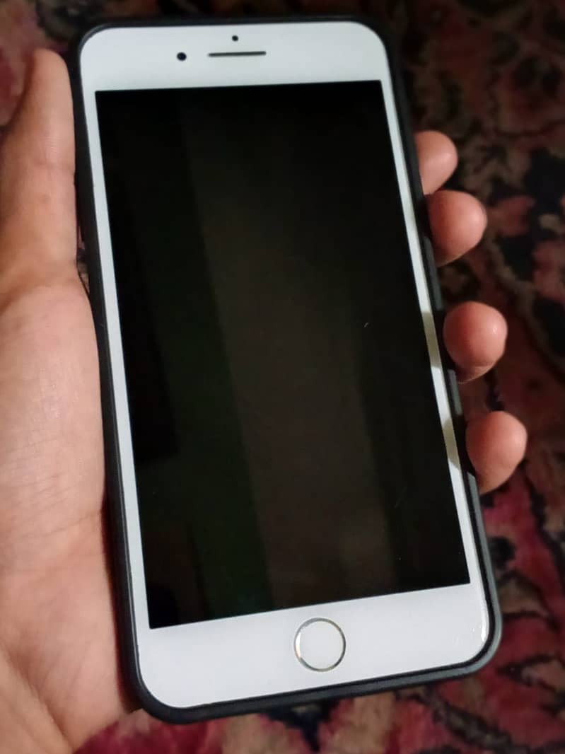 Apple iPhone 7 Plus 6