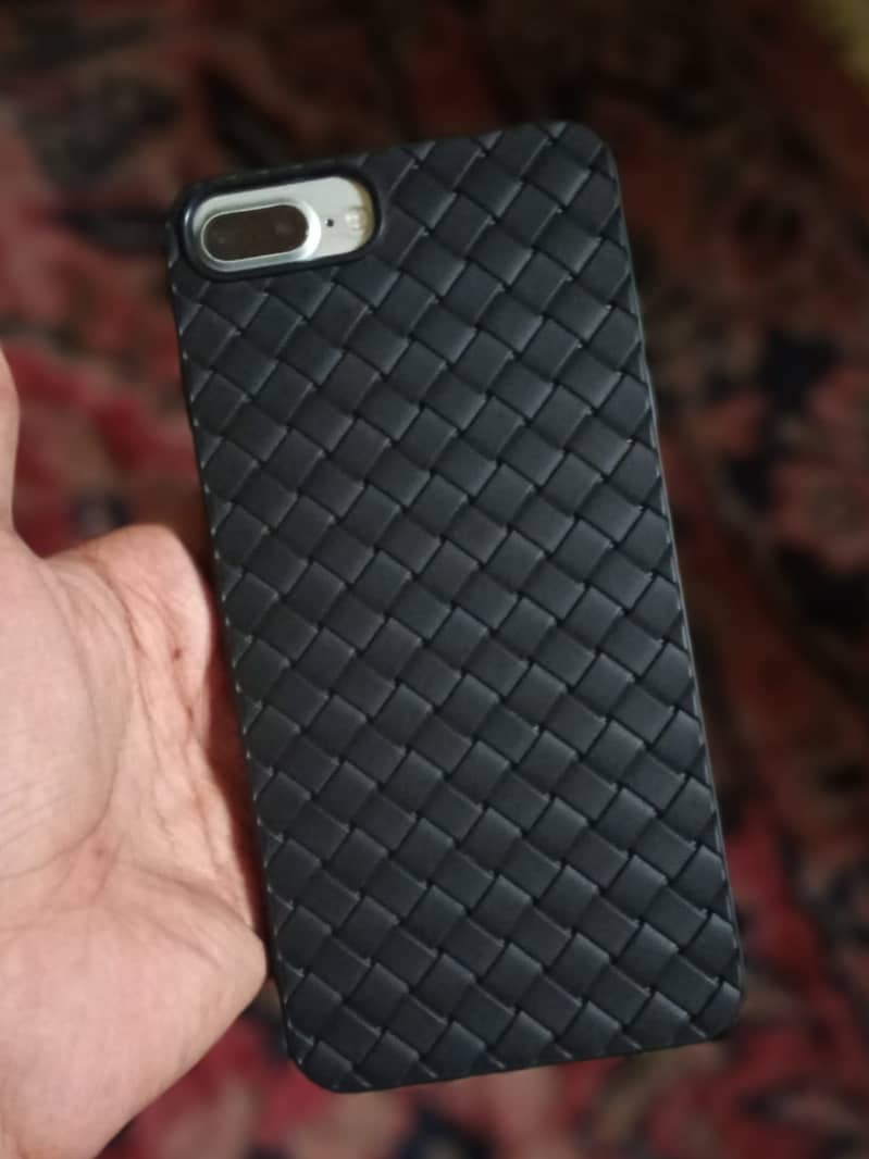 Apple iPhone 7 Plus 8