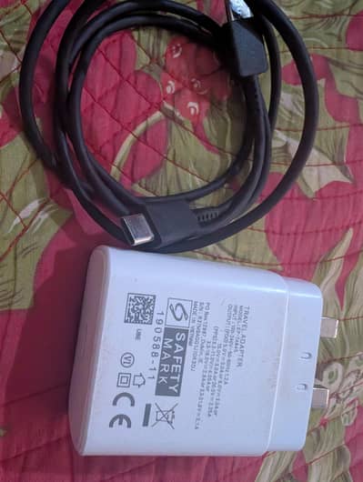 45W Super Fast Charger With Samsung Cable