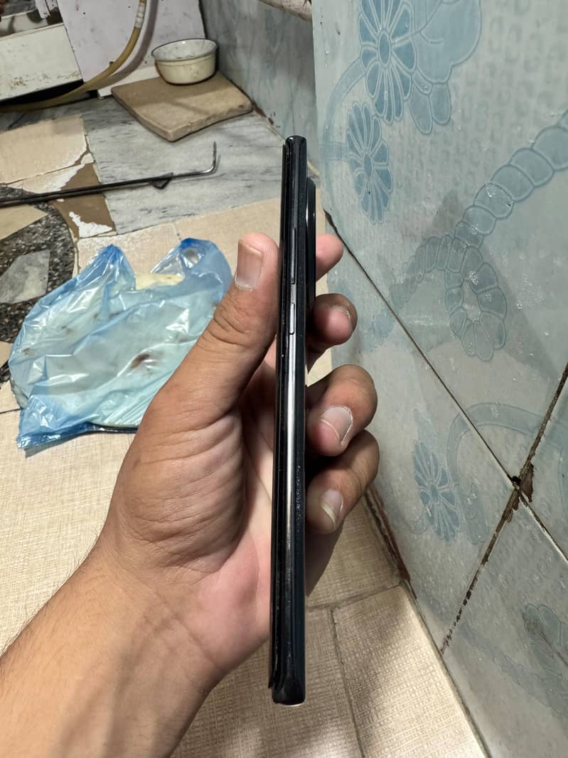 Camon 30s 8