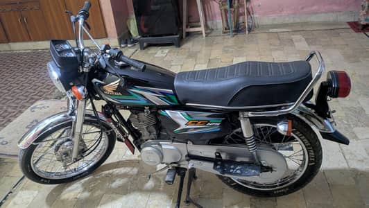 Honda 125 Karachi number