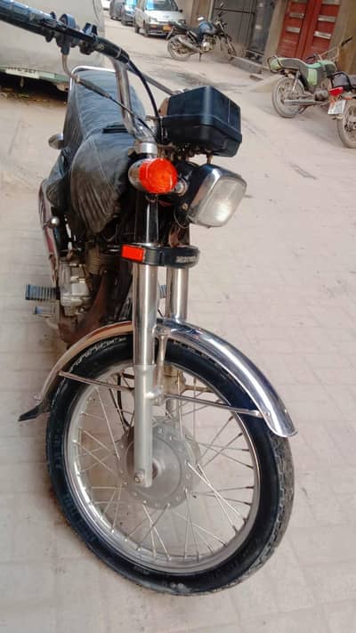 Honda CG 125 2010 Model | Black | Good Condition