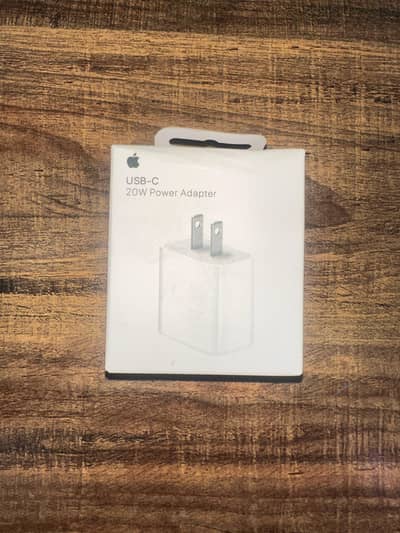 Genuine Iphone charger adopter Brand new C-Type for fast charging