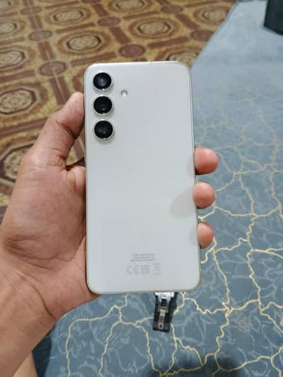 Samsung Mobile S24