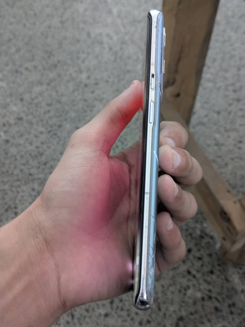 One Plus 9 Pro 3