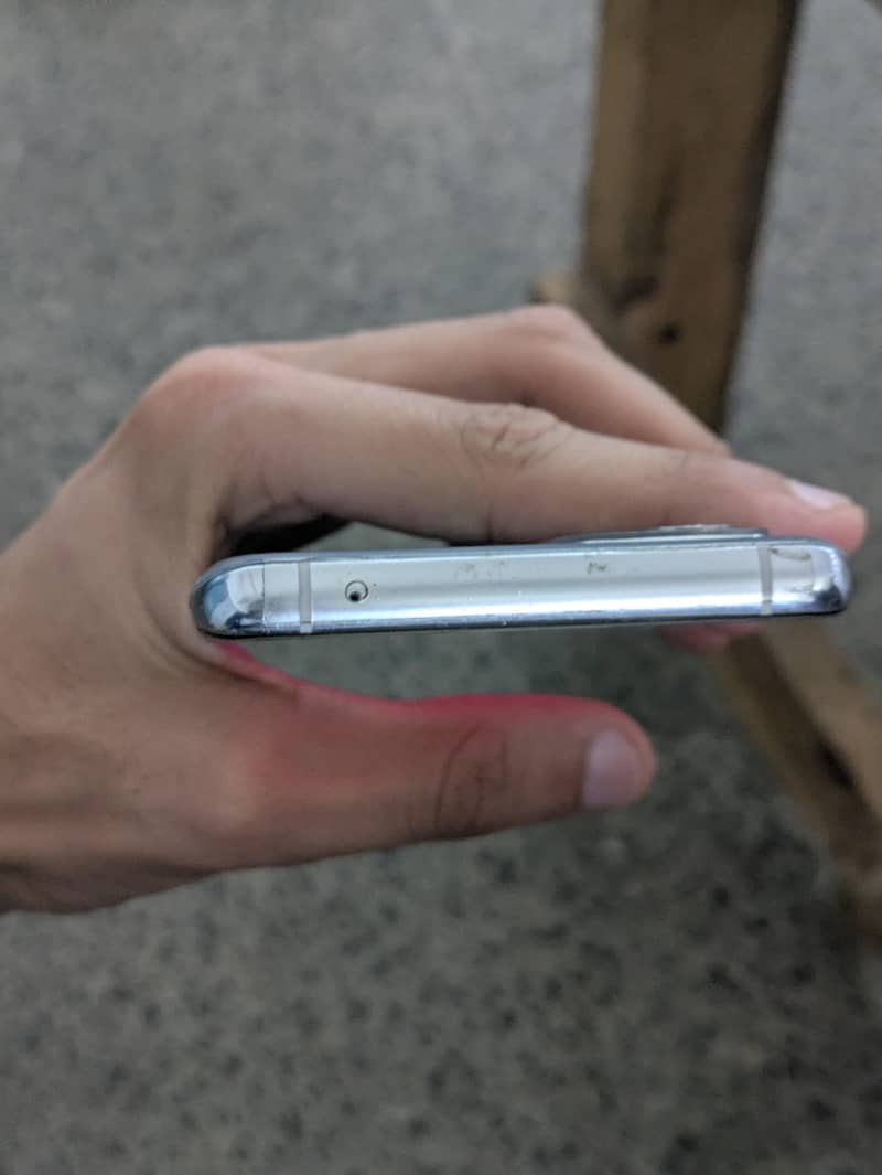 One Plus 9 Pro 4