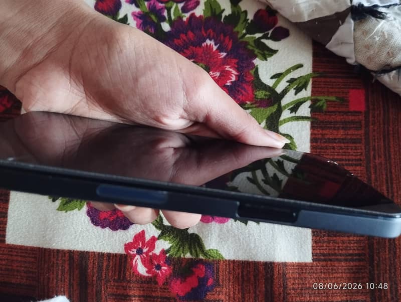 Apple iPhone 13 0