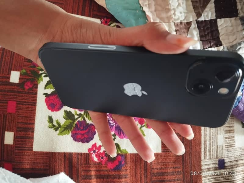 Apple iPhone 13 3