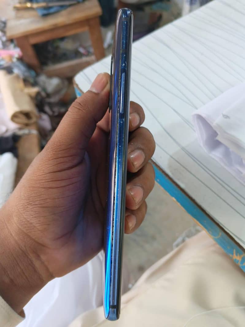 One Plus 7 Pro 3
