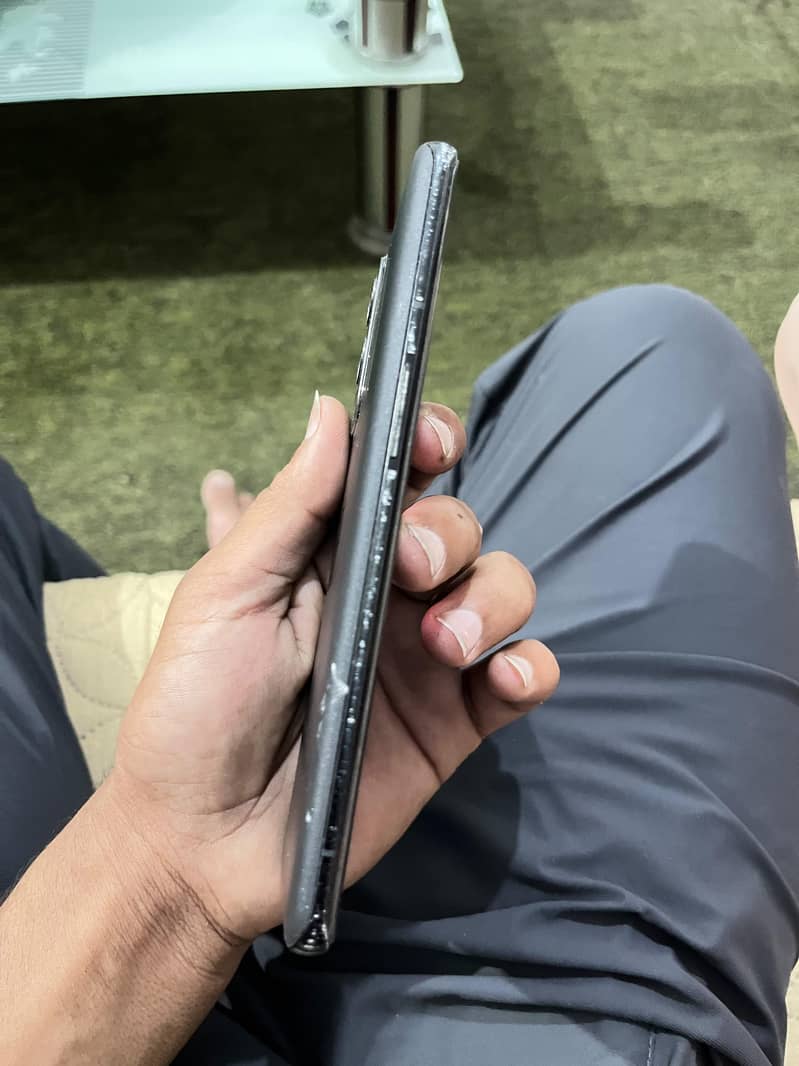 One Plus 9 Pro 3