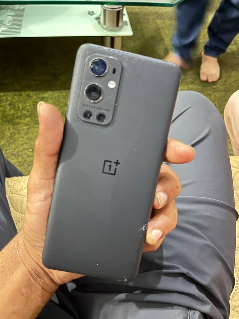 One Plus 9 Pro 4