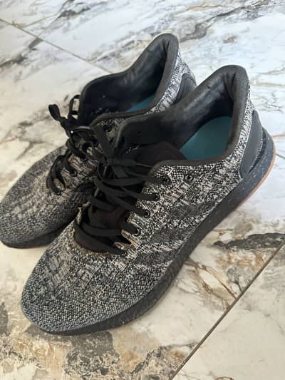 Premium Branded shoes 1000% original