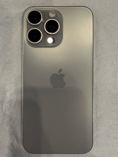 Apple iPhone 15 Pro Max