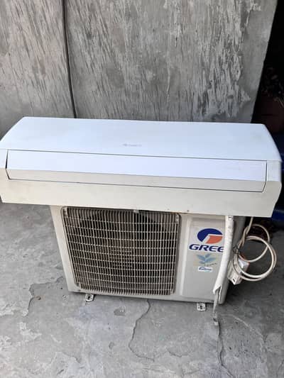 Gree dc inverter good condition (GS-18 pith1w/l)