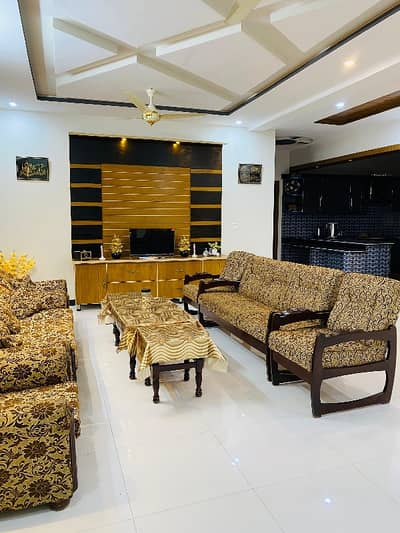 14 Marla Upper Portion House Available For Rent