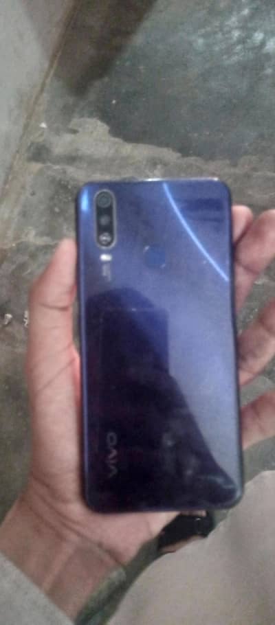 Vivo Y17