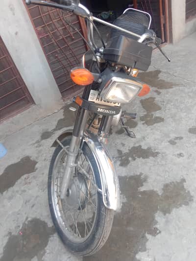 Honda CG 125 2022 (June k mahine ka hy)