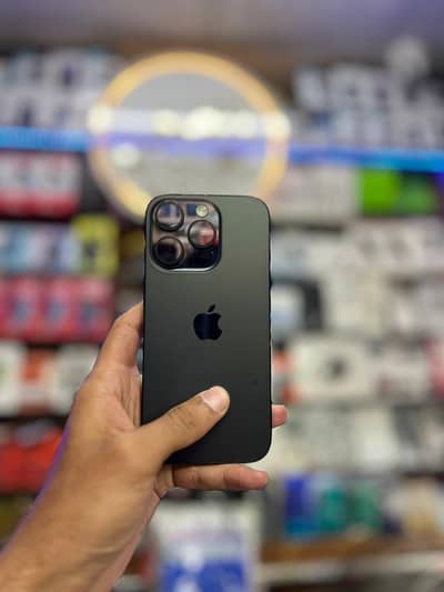 Apple iPhone 16 Pro