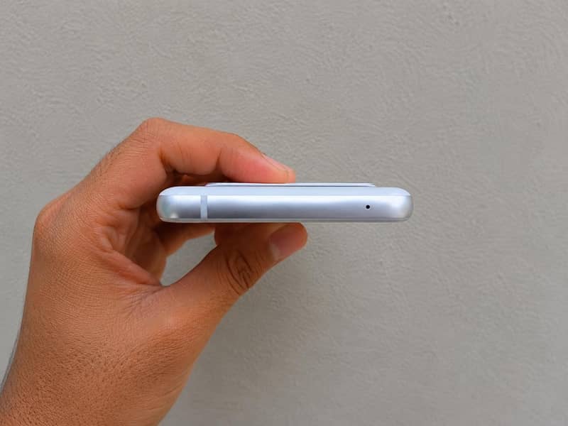 Google Pixel 7 5
