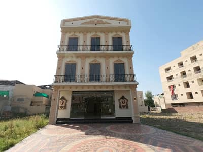 8.5 MARLA BUILDING FOR SALE