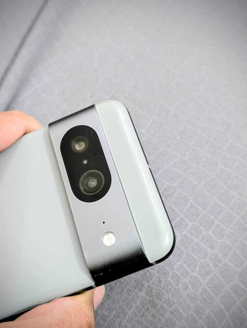 Google Pixel 8 5