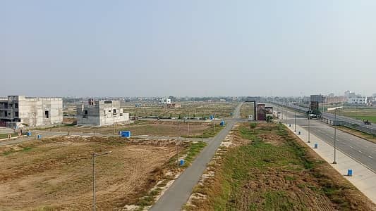 Get Your Hands On Residential Plot In Faisalabad Best Area