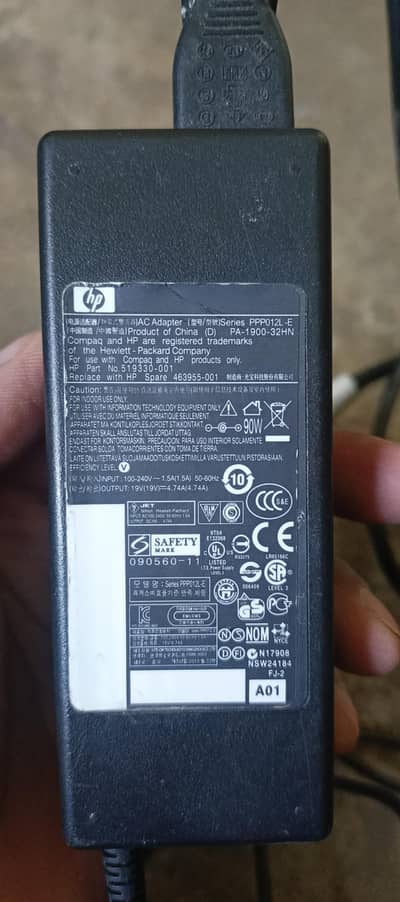 HP laptop charger 90w
