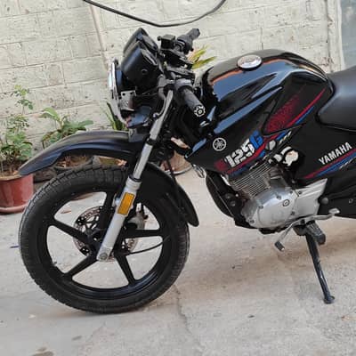 YBR G 125