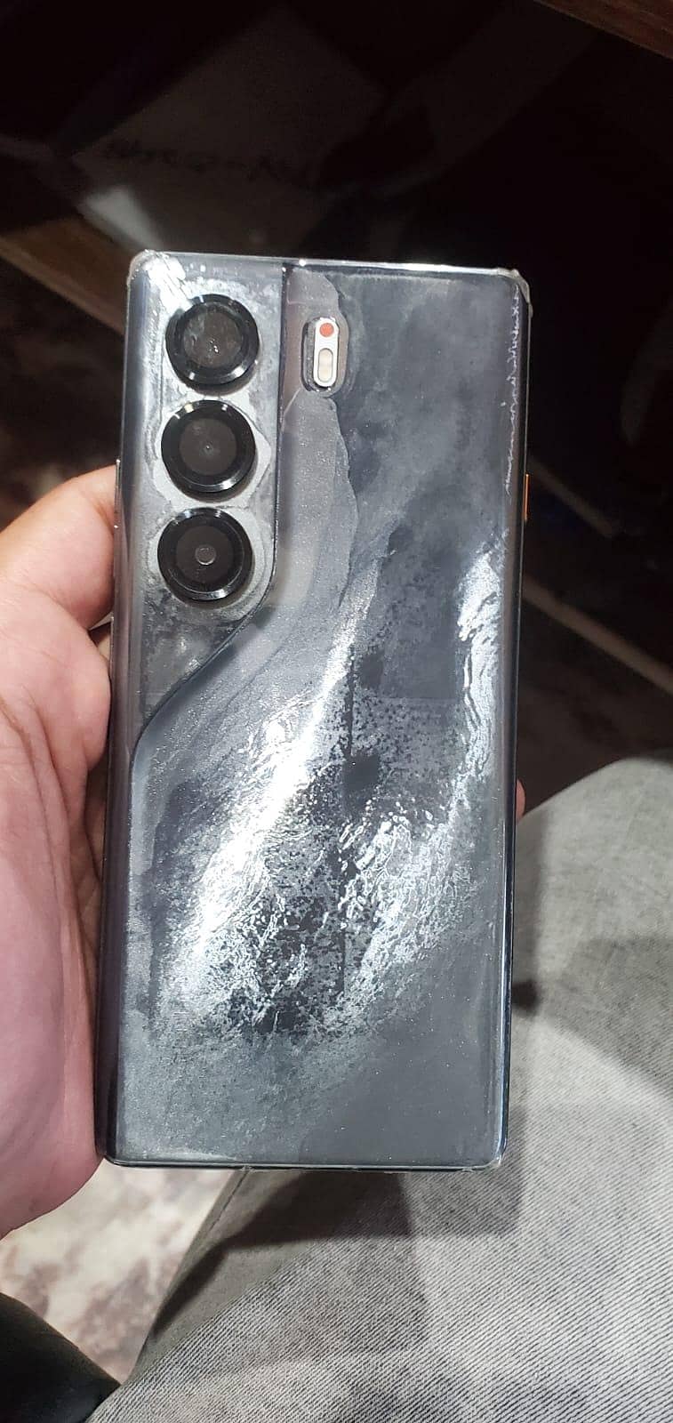 Camon 40 Pro 0
