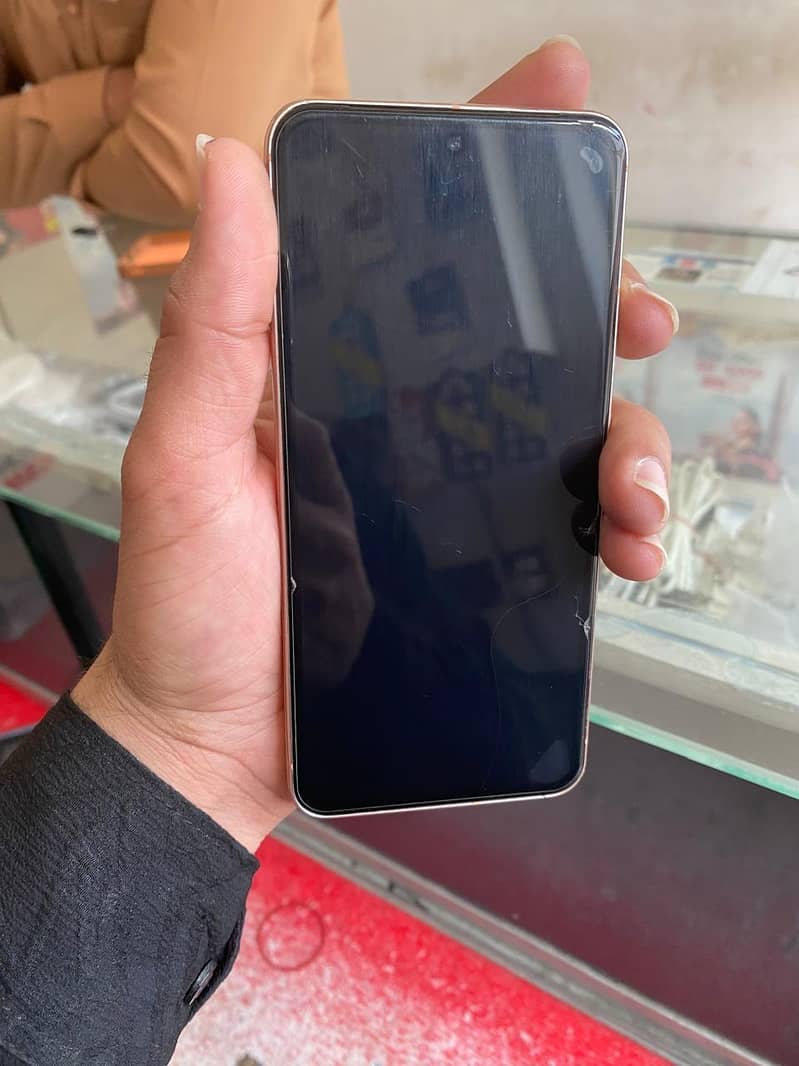 Google Pixel 8 2