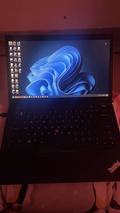 Lenovo T480s Slim i7 8th Gen 16gb 256 NVME Touch Screen 14 Inch