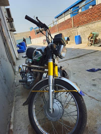 Honda CG 125 2023 model in lush condition