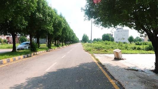Prime Location Residential Plot 1 Kanal For sale In Grand Avenues Housing Scheme