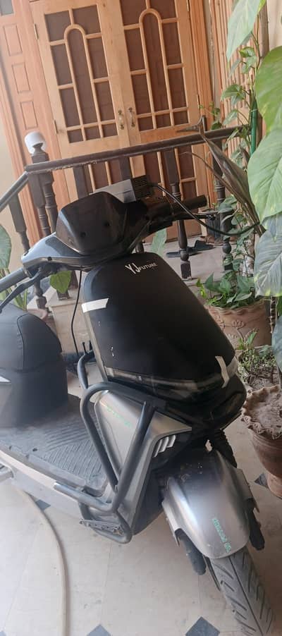 || YJ future cruise z9 || good conditions || 03322199687 whatsapp numb