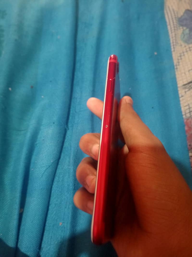 Apple iPhone 7 4