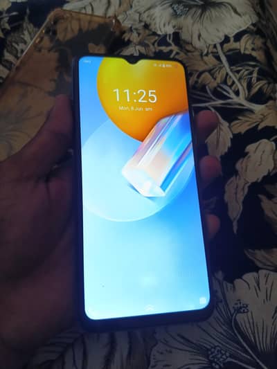 mobile for sale Vivo Y31 ram4 memory 128