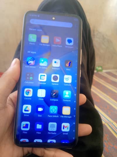 Urgent infinix hot 12 play 4 64  Pta approved   oky ladies hand used