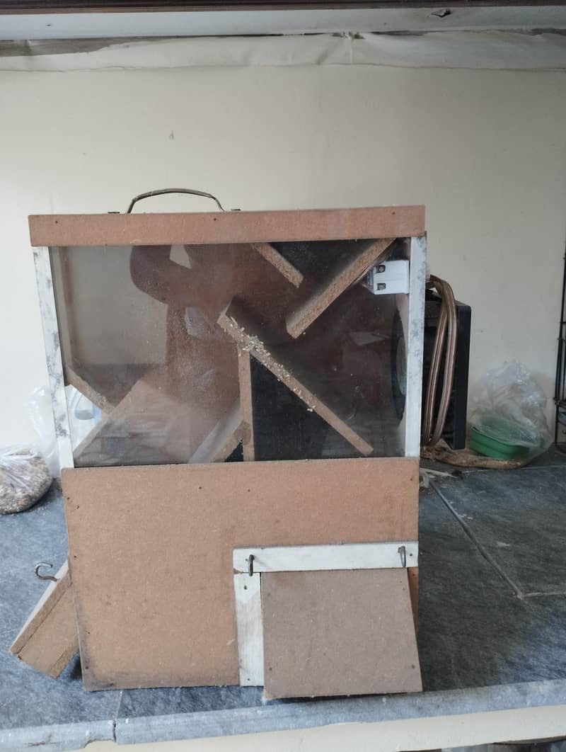 4portion cage 3