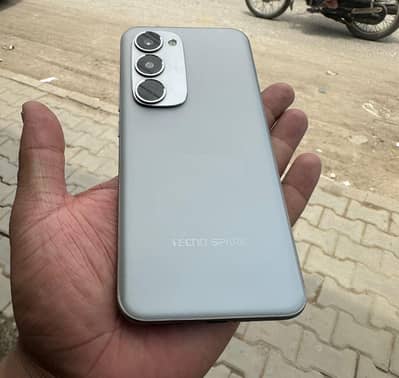 tecno spark 40 pro plus 8/256