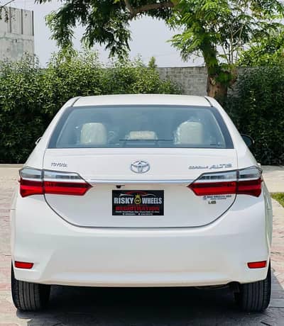 Toyota Corolla Altis 2019