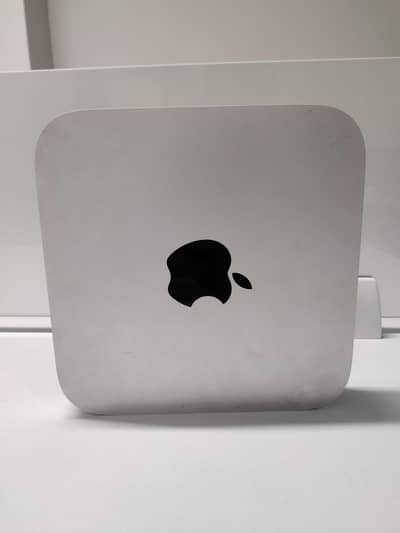 Mac Mini M2 and M1 in new condition