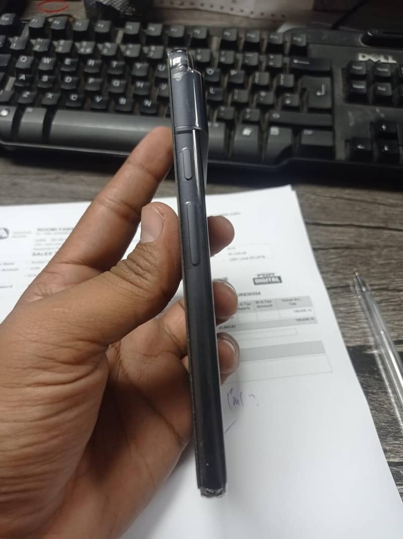 Google Pixel 8 5