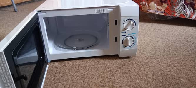 Microwave oven