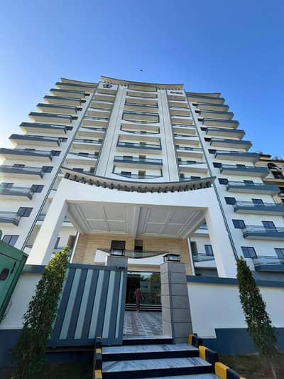 800 sq Beautiful 2 Bedroom First Flooor Apartment For Rent Main Road Underground parking