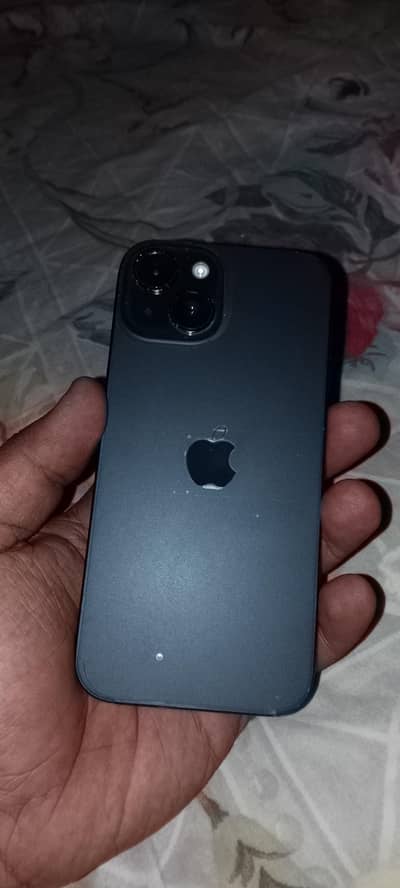 Apple iPhone 15