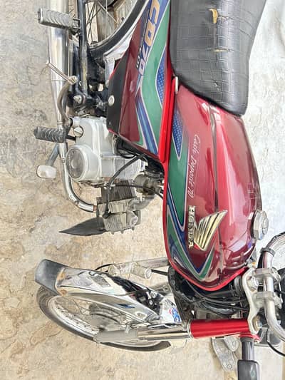 HONDA CD70 2018