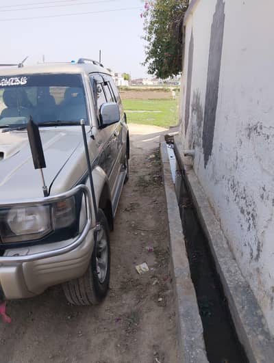 Mitsubishi Pajero 1996