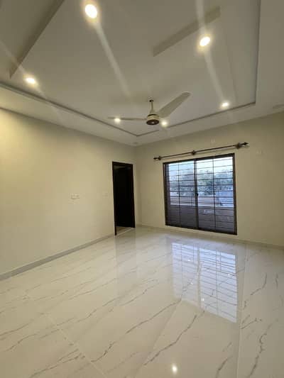 Askari 5 Sec J Flat